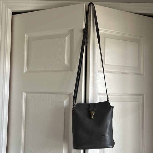 MIKO ITALIAN LEATHER BAG - Picture 2 of 9